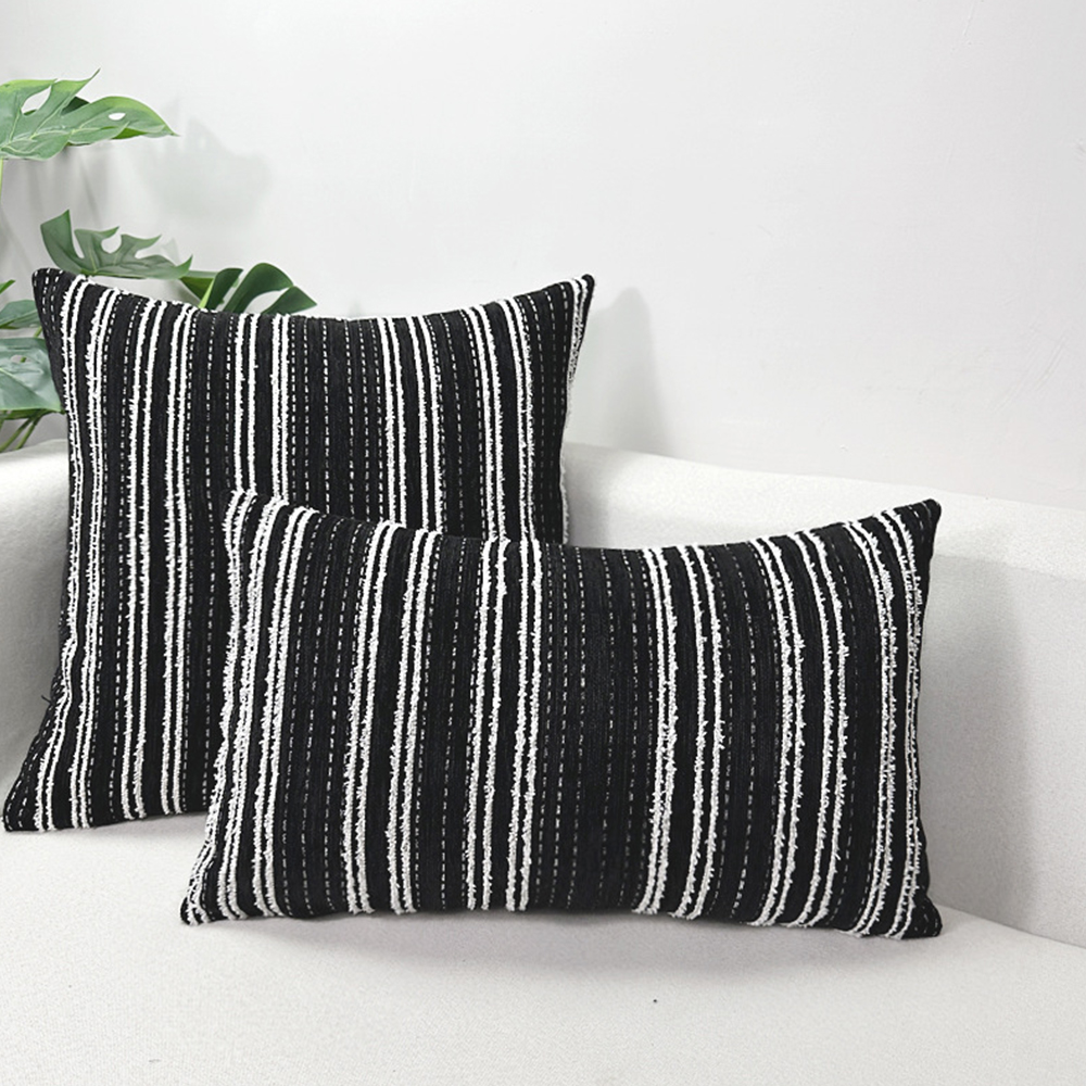 Almohada decorativa con cojín texturizado de chenilla a rayas