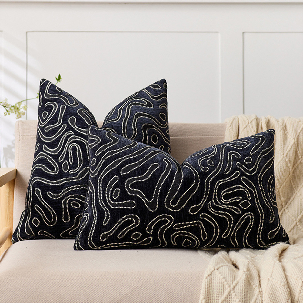 Almohada decorativa con cojín de chenilla con estampado animal